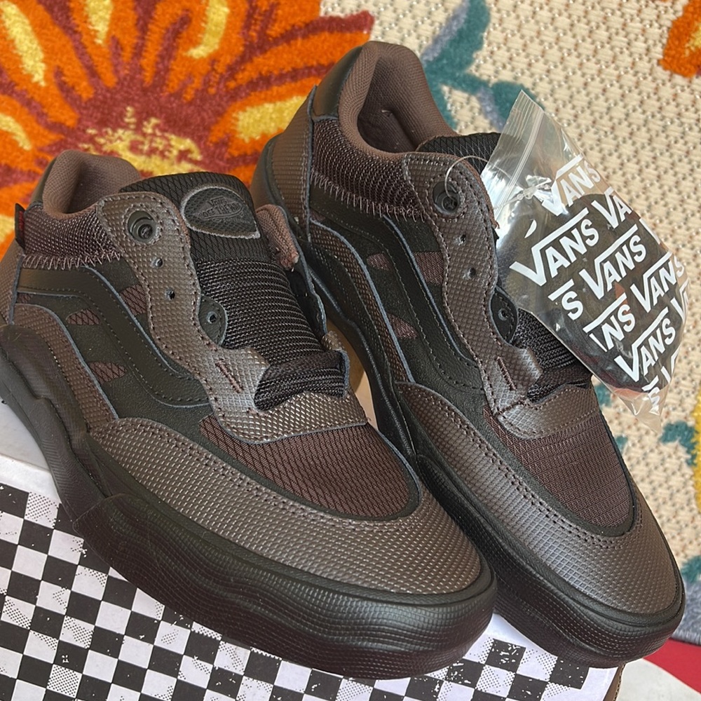 Vans Wayvee
(Justin Henry) Coffebean
VN0A5JIA8AC
Men’s sneakers - athletic shoes - Picture 9 of 16